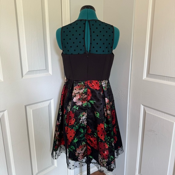 Beautiful Cleo Party Dress - Picture 3 of 11